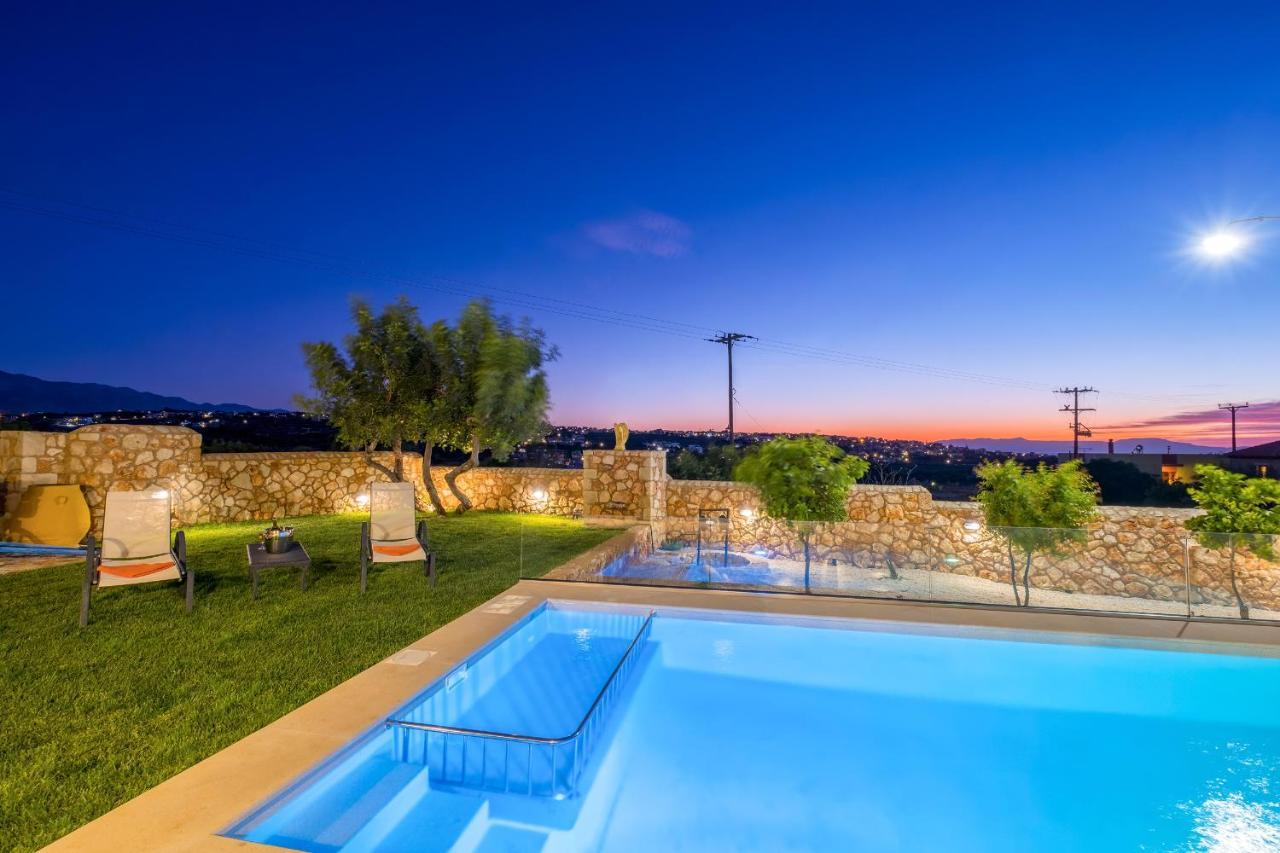 Villa George Kambanion Bagian luar foto