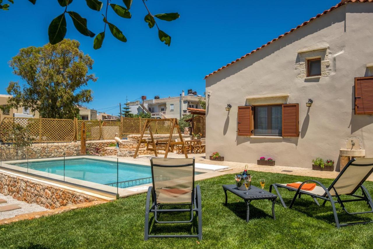 Villa George Kambanion Bagian luar foto